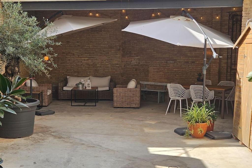 Tradicional Casa Con Patio Ruzafa Διαμέρισμα Βαλένθια Εξωτερικό φωτογραφία